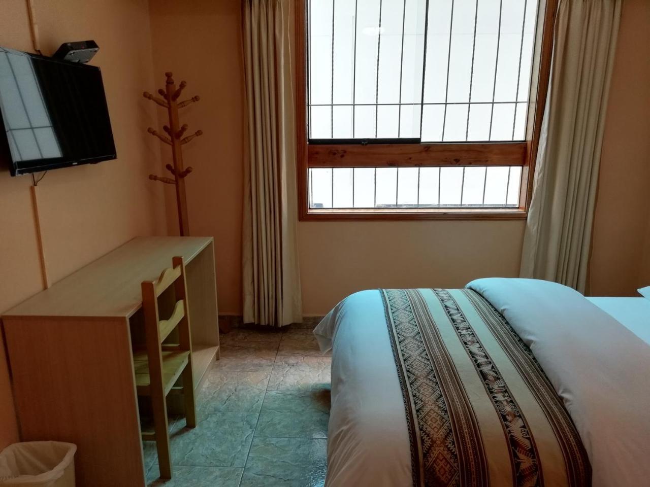 Hostal Wachuma B&B มาชูปิกชู ภายนอก รูปภาพ